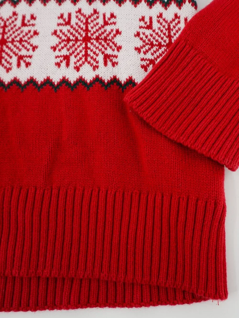 Children's PLACE Knit Sweater Boys Medium 7/8 Christmas Nordic Red Green Cotton
